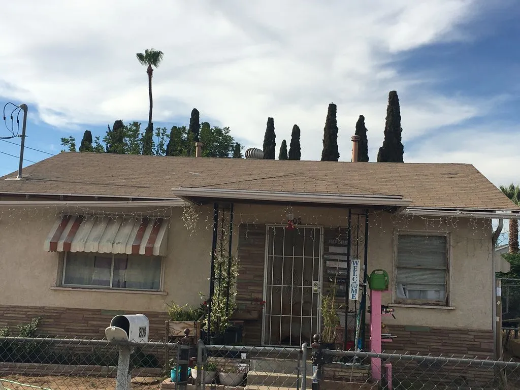 208 Cedar St El Cajon,Estate Sale With Long-Term Tenants