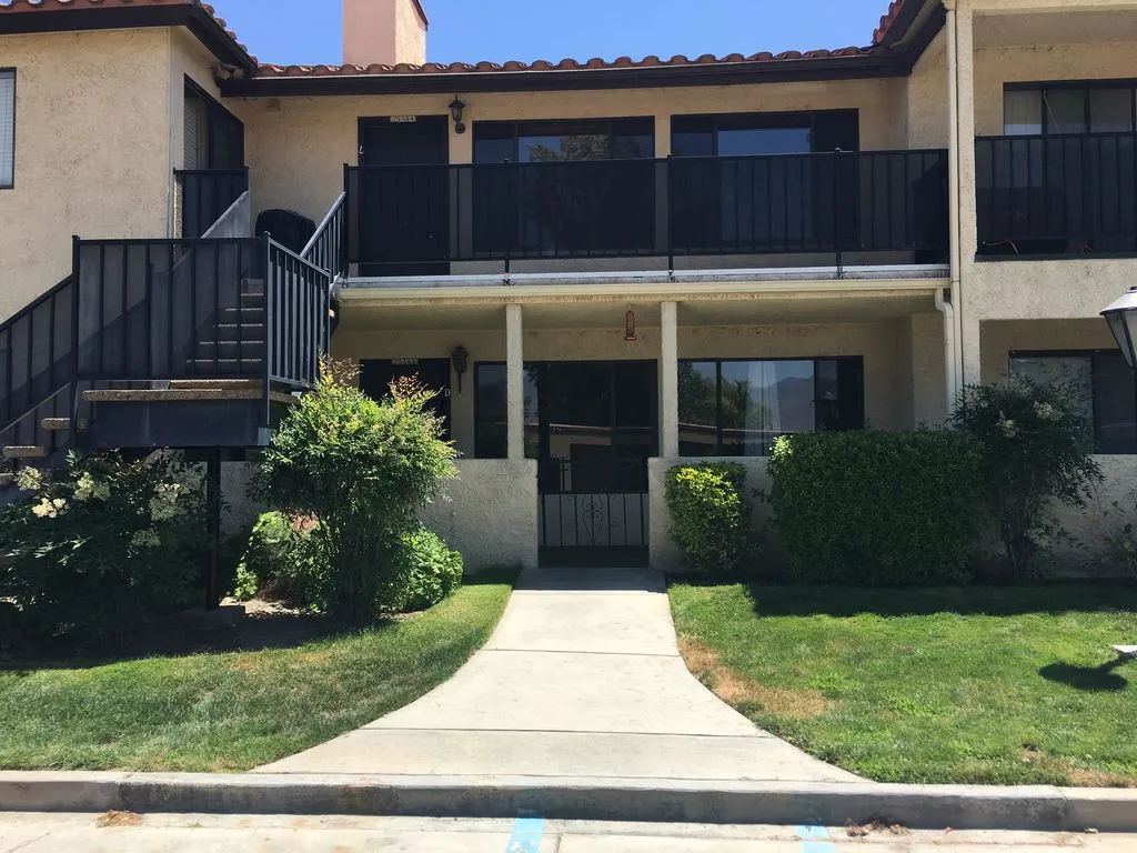 Exterior of the condominium building at 25564 Sharp Drive Unit D in Hemet, California