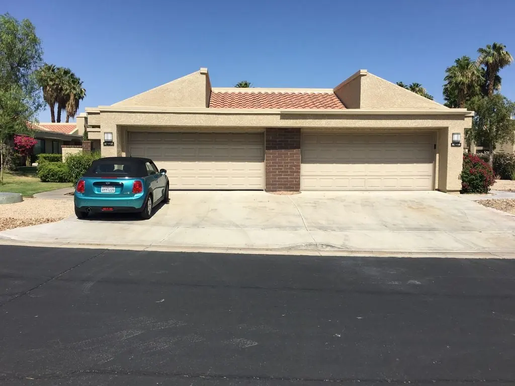 Exterior of the Seven Oaks Drive condo in Cathedral City before the sale